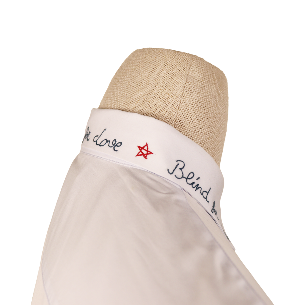 Gucci White Shirt with “Blind for Love” Collar Embroidery