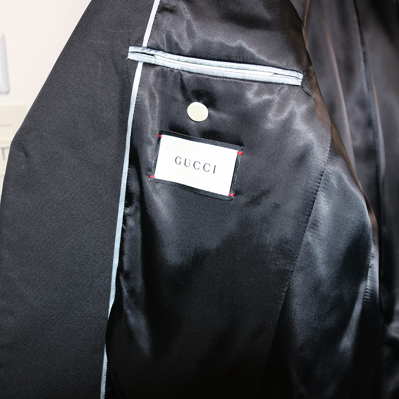 Gucci Black Velvet Butterfly Print Blazer with Satin Lapels