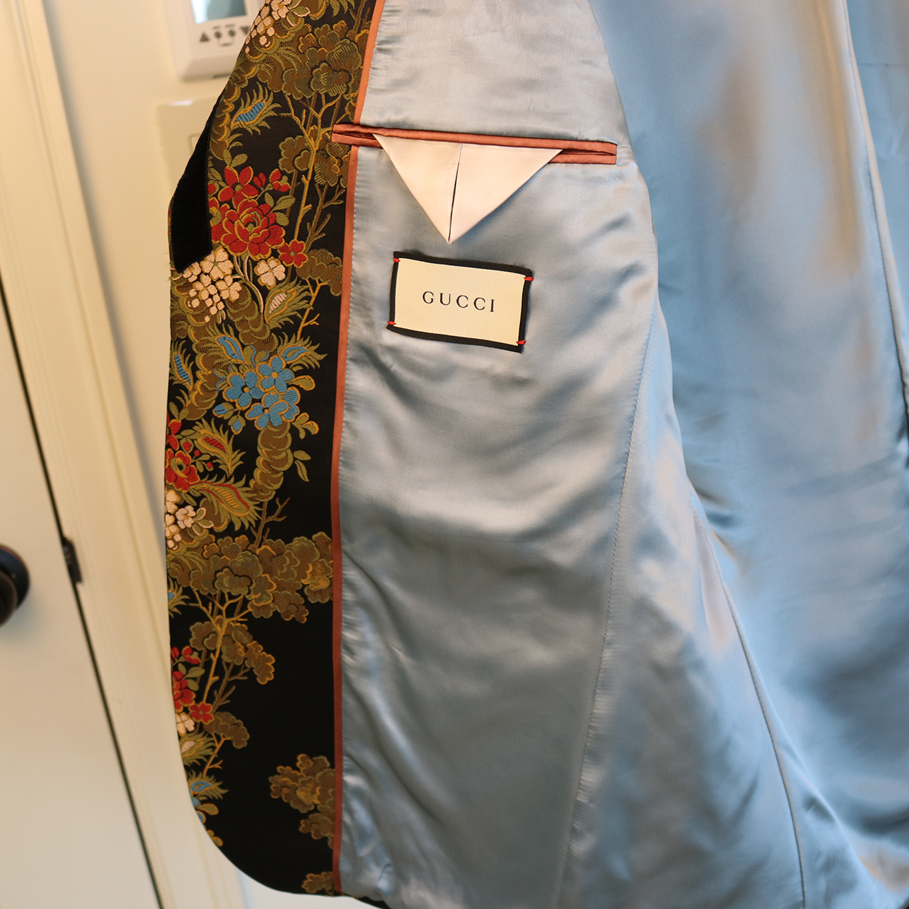 Gucci Black Floral Brocade Blazer with Velvet Lapels